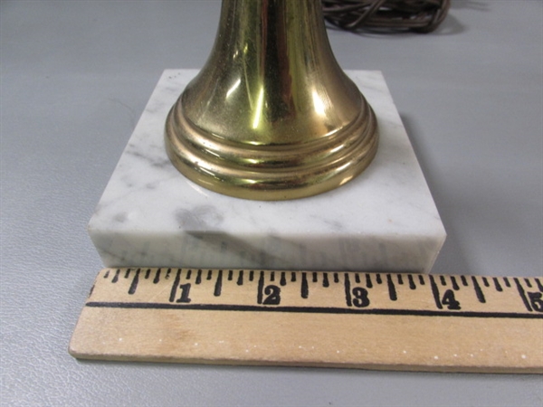 PAIR OF VINTAGE BRASS TABLE LAMPS W CRANBERRY CUT TO CLEAR FOCAL