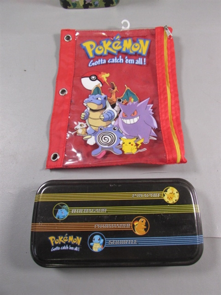 COLLECTION OF POKEMON ITEMS INCLUDING 23 KT GOLD PLATED POLIWHIRL TRADING CARD