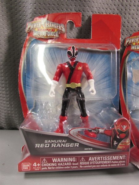 POWER RANGERS SUPER MEGAFORCE FIGURINES