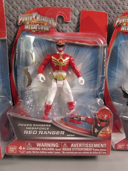 POWER RANGERS SUPER MEGAFORCE FIGURINES