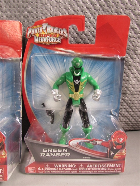 POWER RANGERS SUPER MEGAFORCE FIGURINES