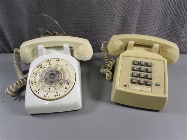 VINTAGE PUSH BUTTON & ROTARY DIAL DESKTOP TELEPHONES - UNTESTED