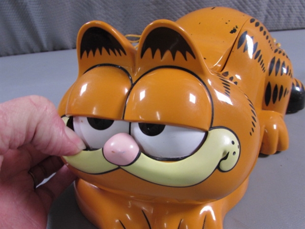 GARFIELD TELEPHONE - NEEDS REPAIR