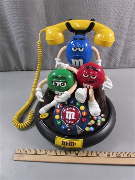 M&M CHARACTER TELEPHONE