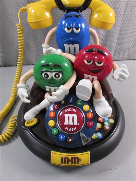 M&M CHARACTER TELEPHONE