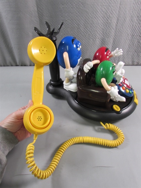 M&M CHARACTER TELEPHONE