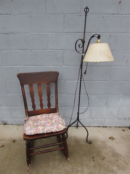 ANTIQUE OAK ROCKING CHAIR & VINTAGE FLOOR LAMP