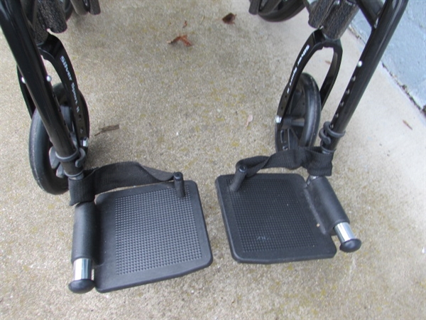 SMALL DRIVE SILVER SPORT II WHEELCHAIR & CANE