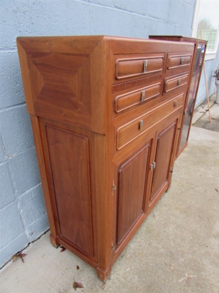 SMALL VINTAGE WALNUT? HUTCH