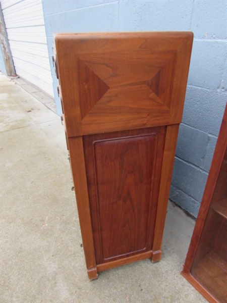 SMALL VINTAGE WALNUT? HUTCH