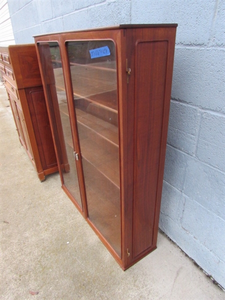 SMALL VINTAGE WALNUT? HUTCH