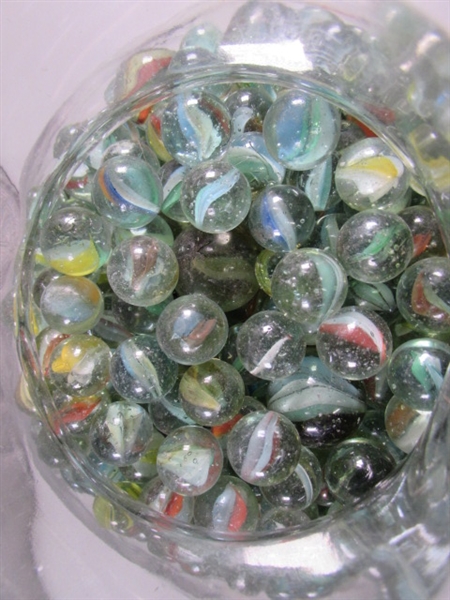 LARGE GLASS JAR OF MARBLES