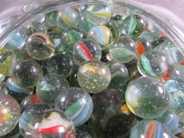 LARGE GLASS JAR OF MARBLES