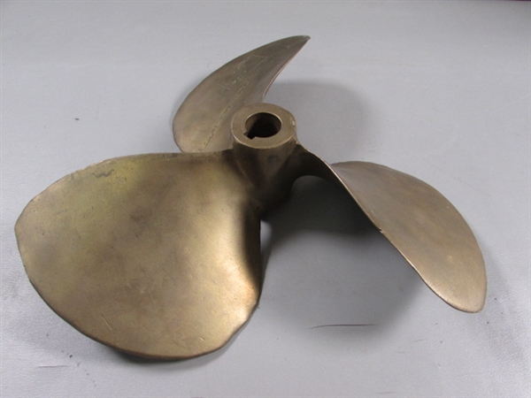 SOLID BRASS PROPELLER PAPERWEIGHT