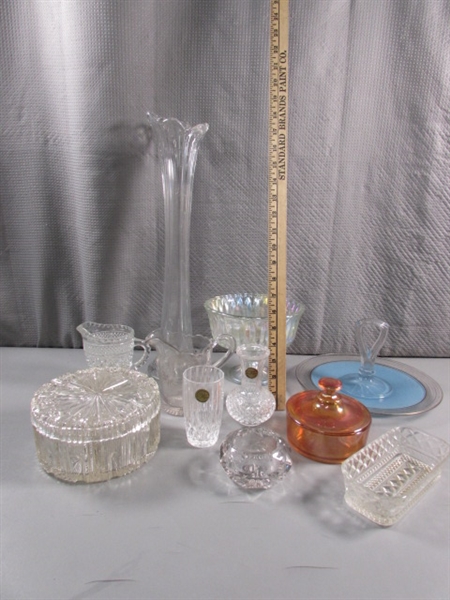 COLLECTION OF PRETTY VINTAGE & MODERN GLASSWARE