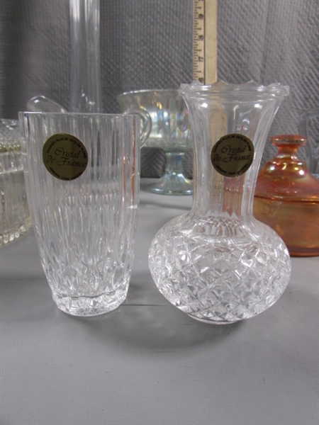 COLLECTION OF PRETTY VINTAGE & MODERN GLASSWARE