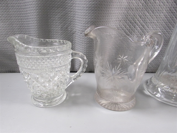 COLLECTION OF PRETTY VINTAGE & MODERN GLASSWARE