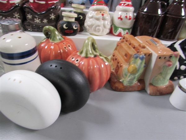 LARGE COLLECTION OF SALT & PEPPER SHAKERS