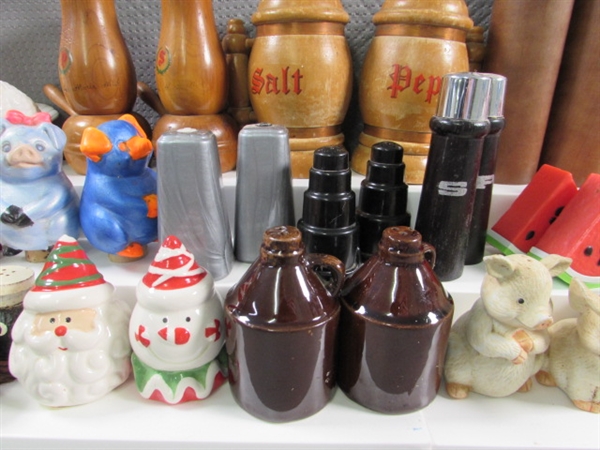 LARGE COLLECTION OF SALT & PEPPER SHAKERS