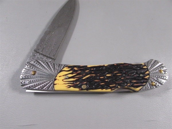 NEW STEEL WARRIOR POCKET KNIFE W/DAMASCUS BLADE