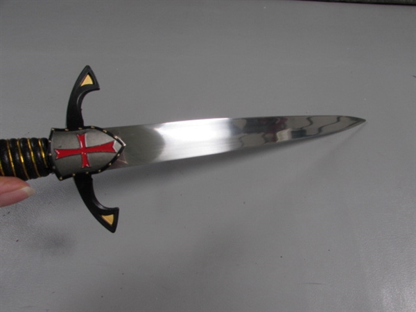 NEW 8' DAGGER WITH SHEATH