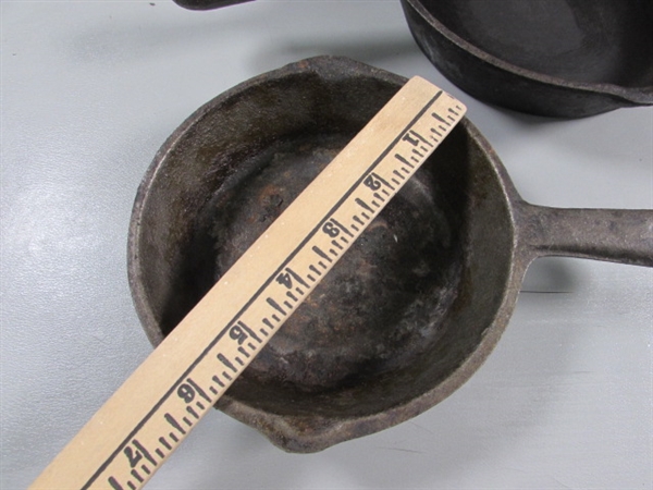 2 CAST IRON SKILLETS