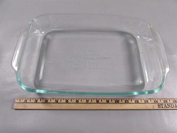 PYREX LOAF, BROWNIE & CASSEROLE DISHES