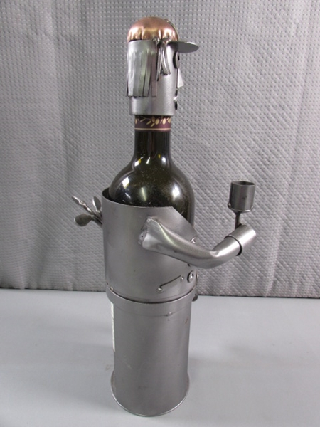 UNIQUE HAND WROUGHT WINE BOTTLE HOLDER