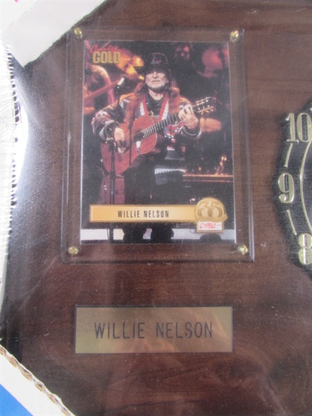 NEW WILLIE NELSON PLAQUE/CLOCK