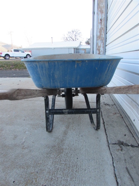 WHEELBARROW