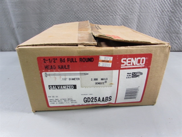 BOX OF SENCO 2 1/2 8D FULL ROUND HEAD GALVANIZED NAILS FOR NAIL GUN - 3/4 FULL