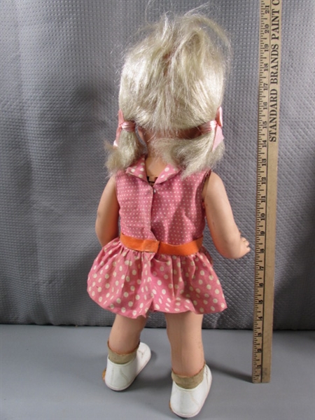 VINTAGE DOLLS - 1960'S SWINGY & BABY KISSY - BOTH WORK