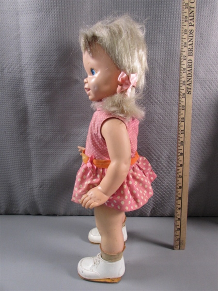 VINTAGE DOLLS - 1960'S SWINGY & BABY KISSY - BOTH WORK