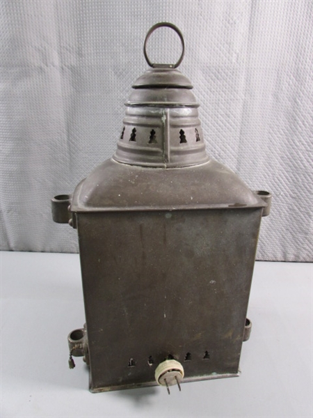 ANTIQUE ELECTRIFIED PERKO MARINE LANTERN - WORKS