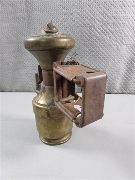 ANTIQUE BICYCLE/MOTORCYCLE OIL LAMP & UNKNOWN LAMP PART?