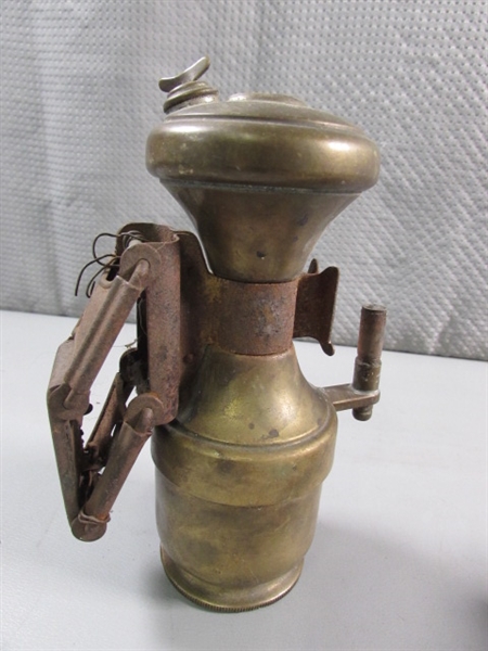 ANTIQUE BICYCLE/MOTORCYCLE OIL LAMP & UNKNOWN LAMP PART?