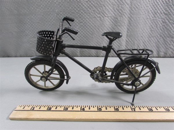 HANDCRAFTED FUNCTIONAL RICKSHAW & BICYCLE MODELS