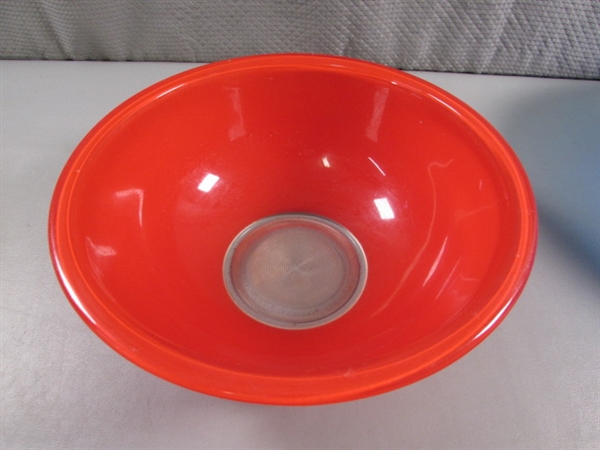 VINTAGE PRIMARY COLORS GLASS MIXING BOWLS - APPLIED COLOR OVER CLEAR GLASS