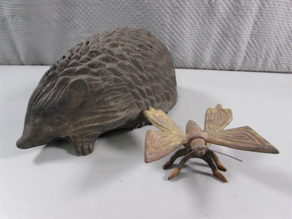 CAST IRON HEDGEHOG & BUTTERFLY