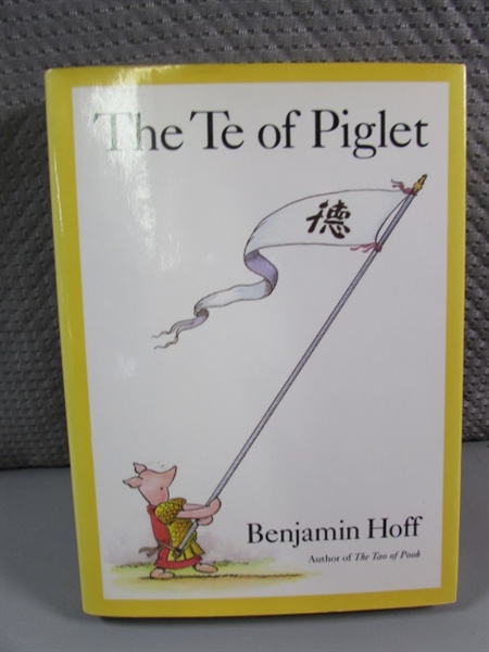 WINNIE-THE-POOH, PIGLET & WIZARD OF OZ BOOKS