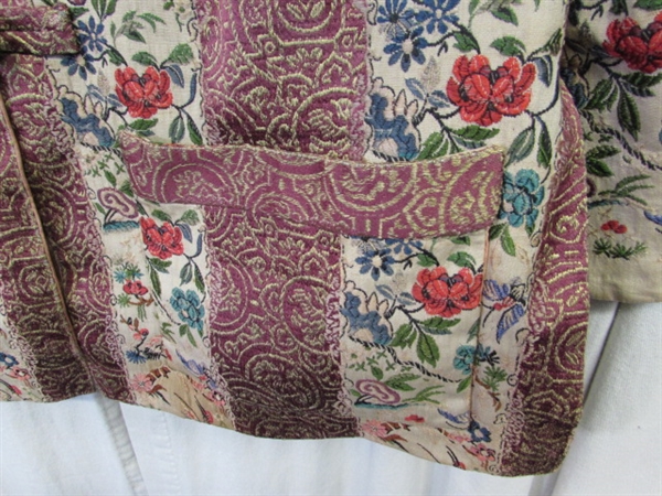 VINTAGE HANDMADE ORIENTAL JACKET - SMALL