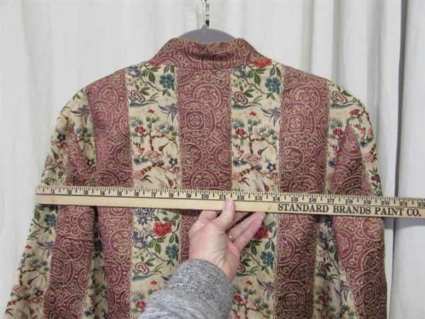 VINTAGE HANDMADE ORIENTAL JACKET - SMALL