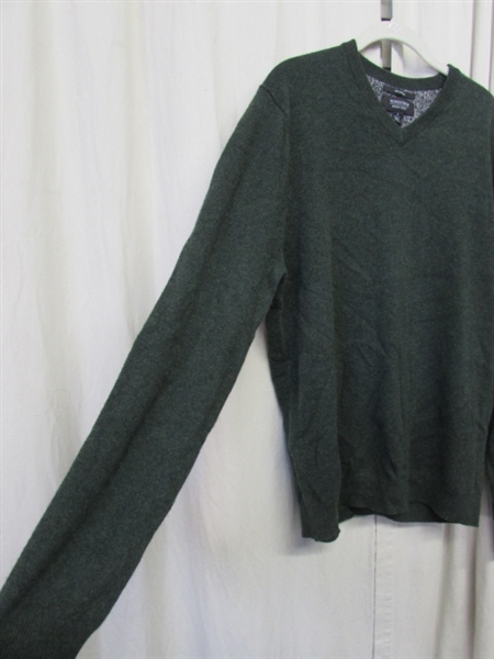 2 MEN'S NORDSTROMS CASHMERE SWEATERS - SIZE LARGE