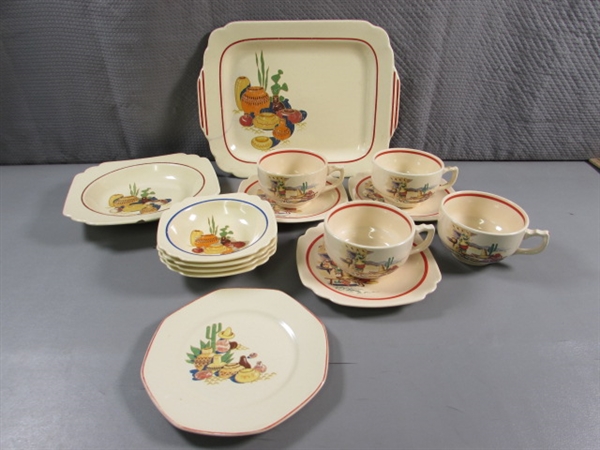 VINTAGE 1940'S HOMER LAUGHLIN HACIENDA DINNERWARE