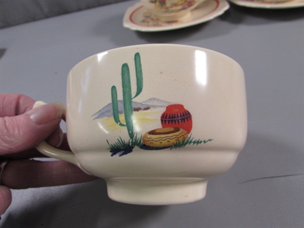 VINTAGE 1940'S HOMER LAUGHLIN HACIENDA DINNERWARE