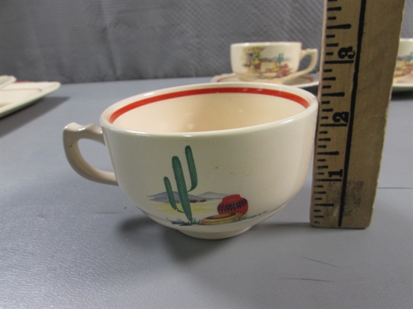 VINTAGE 1940'S HOMER LAUGHLIN HACIENDA DINNERWARE