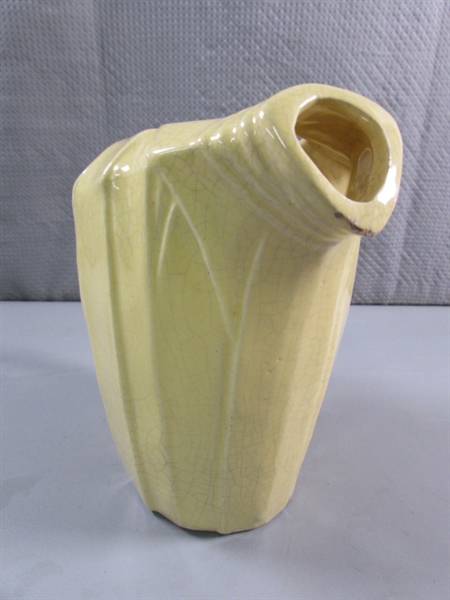 1940'S MCM YELLOW McCOY PITCHER