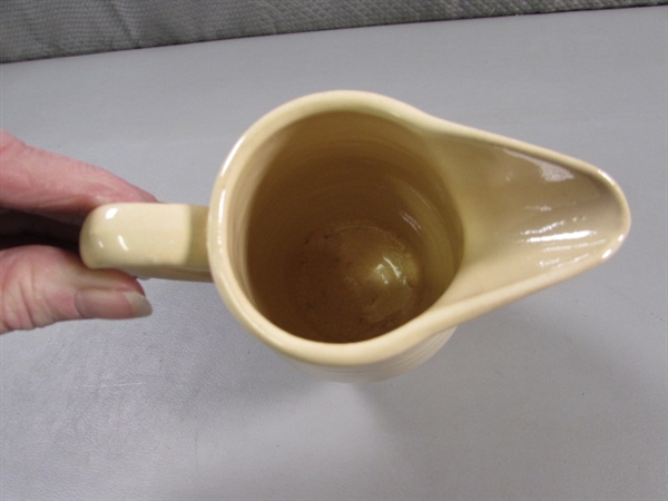 VINTAGE 'BAUER' RINGWARE BEEHIVE CREAMER/SYRUP PITCHER