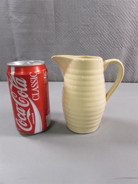 VINTAGE 'BAUER' RINGWARE BEEHIVE CREAMER/SYRUP PITCHER