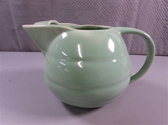 VINTAGE BAUER ICELIP RINGWARE PITCHER - MINT GREEN